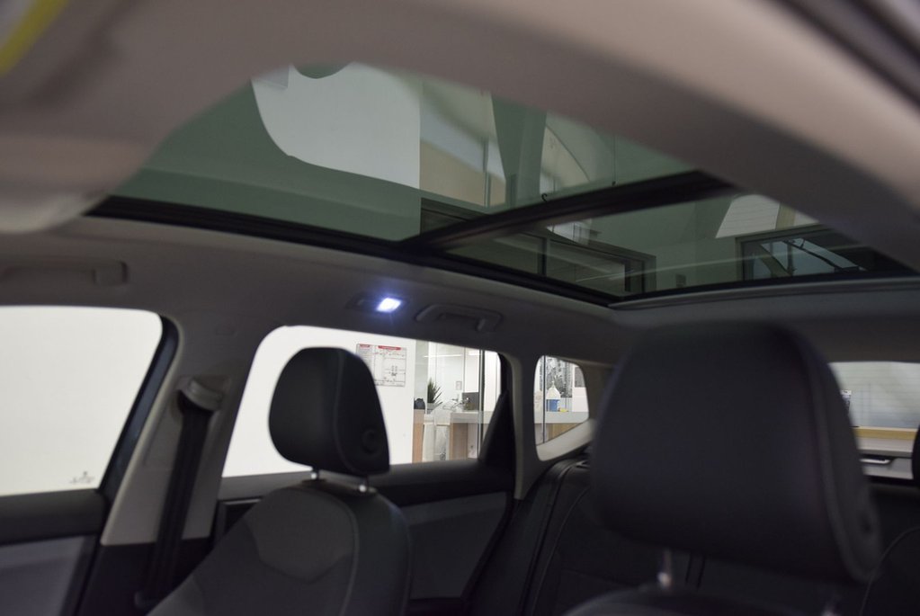 Volkswagen Taos COMFORTLINE+AWD+TOIT PANO 2022 à Laval, Québec - 3 - w1024h768px