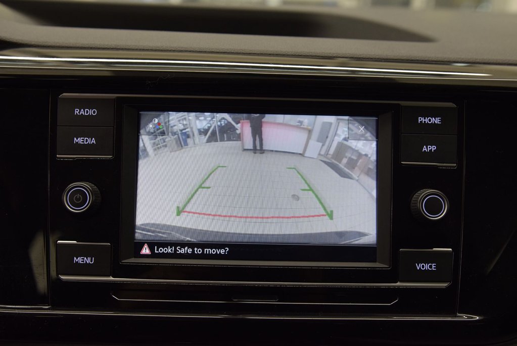 Volkswagen Taos TRENDLINE+AWD+BAS KM+MAG 2022 à Laval, Québec - 15 - w1024h768px