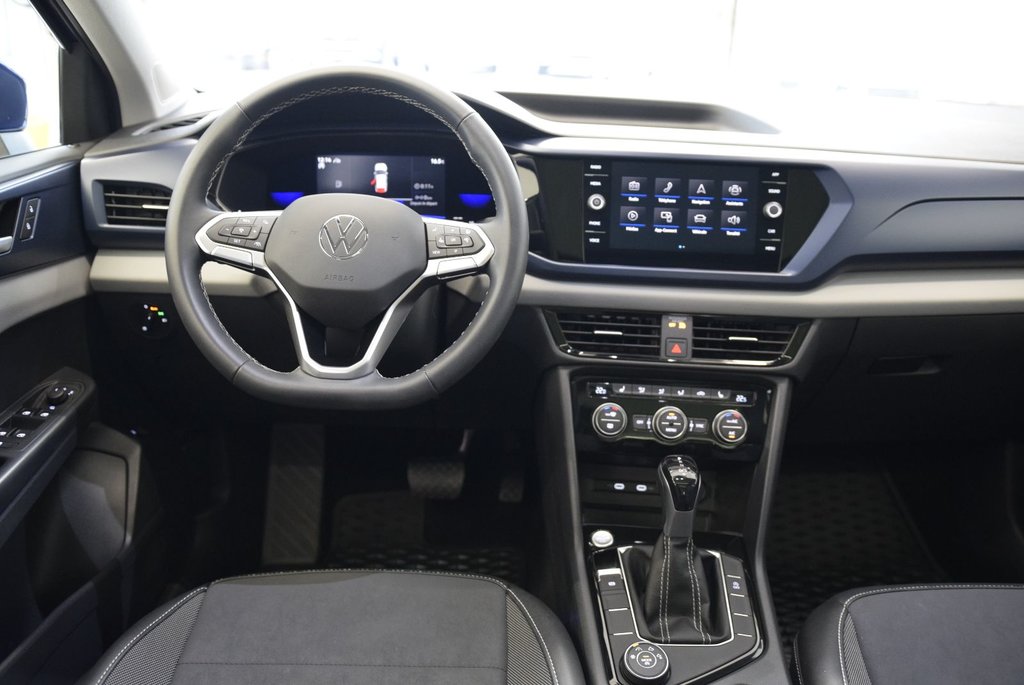 Taos COMFORTLINE+TOIT PANO+AWD 2023 à Laval, Québec - 23 - w1024h768px