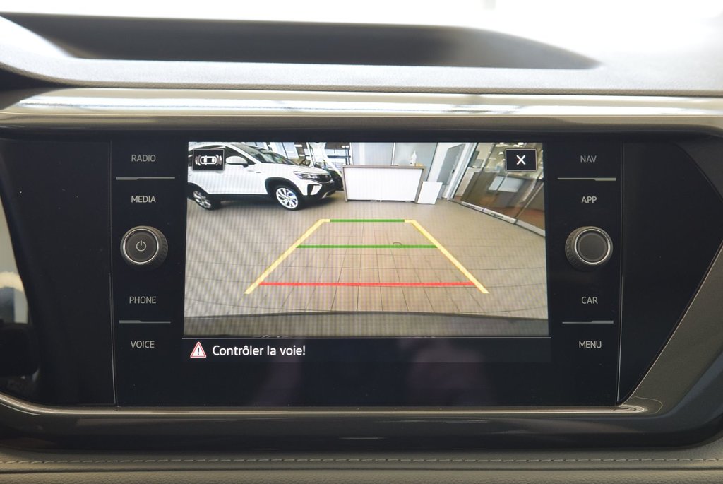 Volkswagen Taos HIGHLINE+TOIT PANO+CUIR+AWD 2023 à Laval, Québec - 28 - w1024h768px