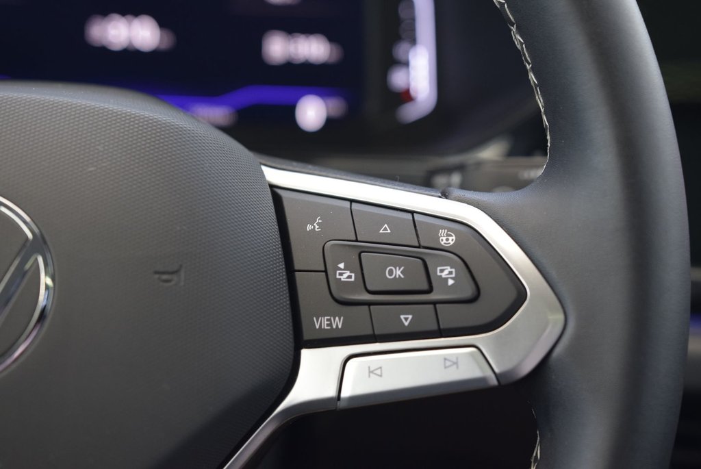 Volkswagen Taos HIGHLINE+TOIT PANO+CUIR+AWD 2023 à Laval, Québec - 26 - w1024h768px