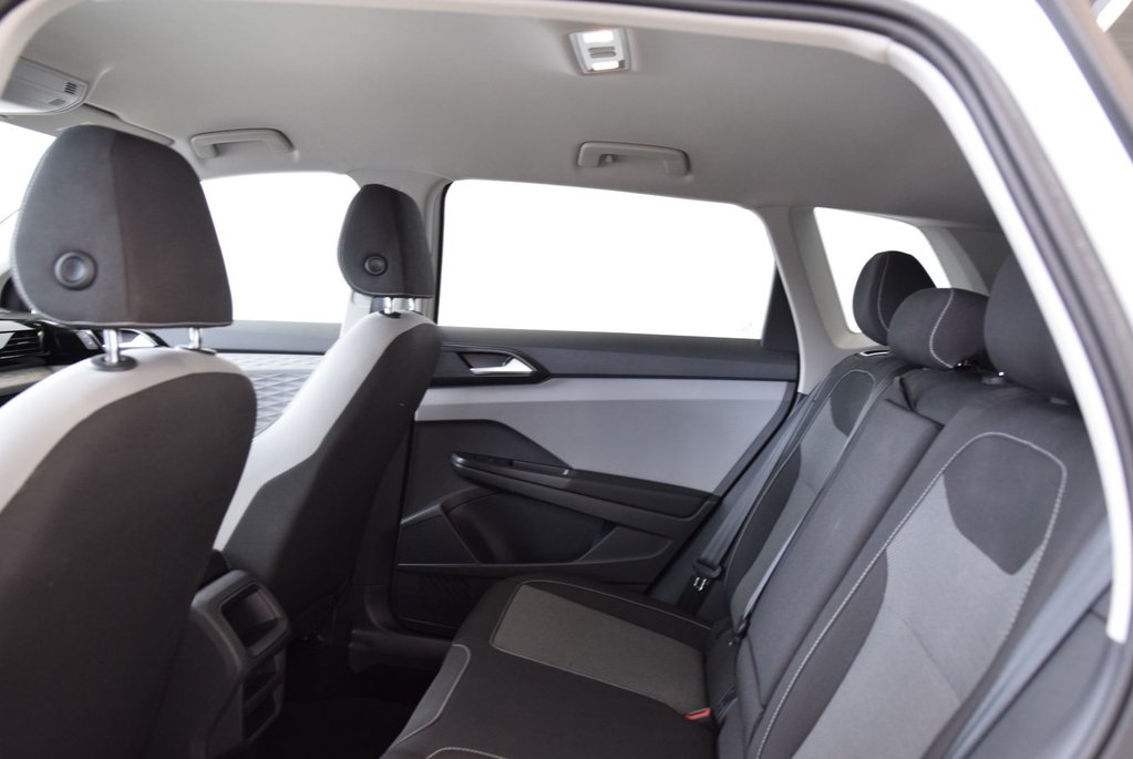 Volkswagen Taos A-C+CAMERA+AWD+COCKPIT+ 2023 à Laval, Québec - 13 - w1024h768px