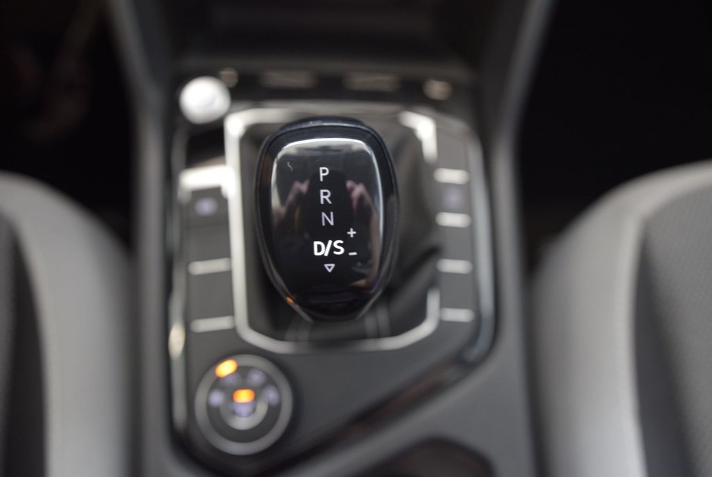 Volkswagen Taos A-C+CAMERA+AWD+COCKPIT+ 2023 à Laval, Québec - 23 - w1024h768px