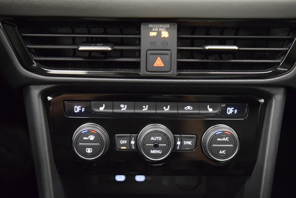 Volkswagen Taos HIGHLINE+CUIR+TOIT PANO+ 2023 à Laval, Québec - 29 - w1024h768px