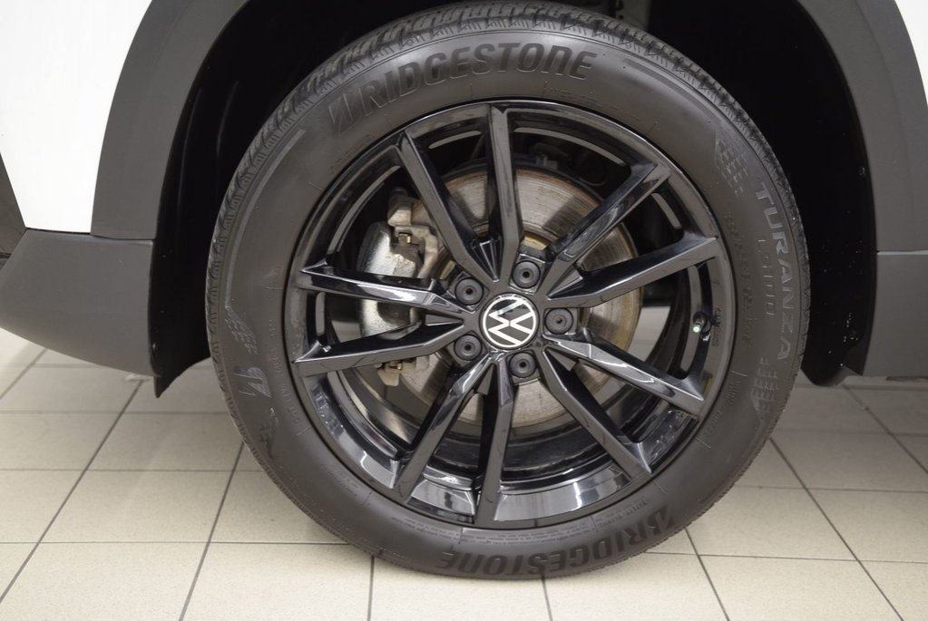 Volkswagen Taos HIGHLINE+CUIR+TOIT PANO+ 2023 à Laval, Québec - 7 - w1024h768px