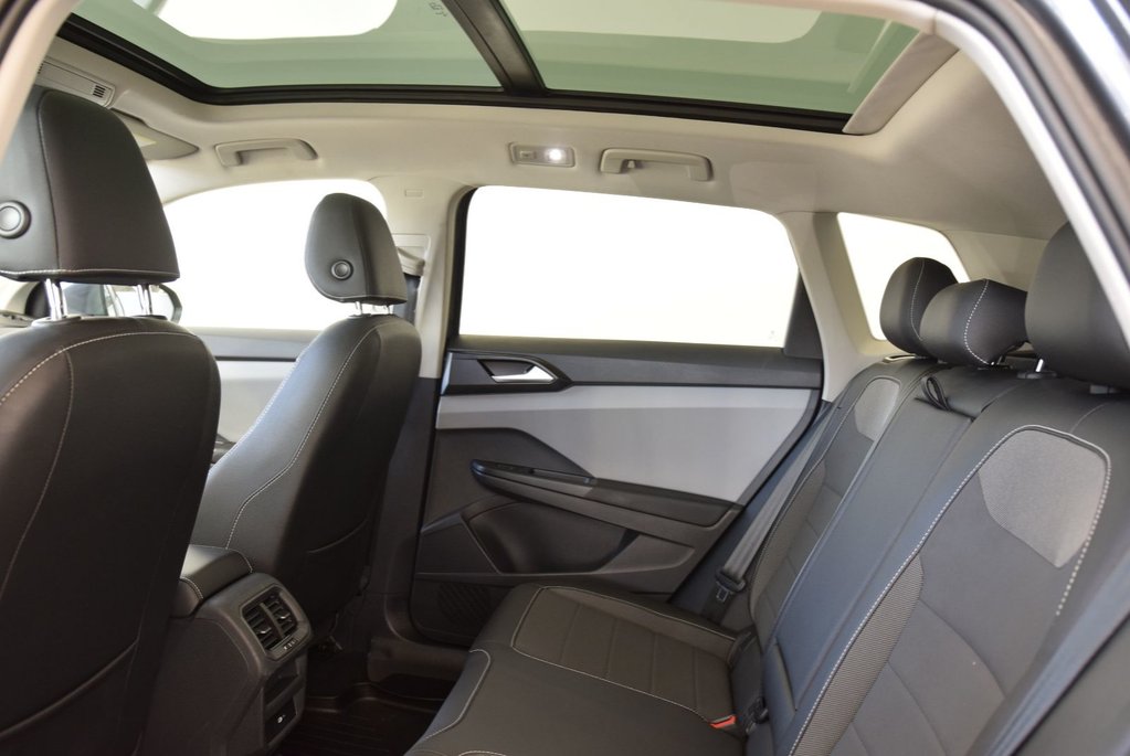 Volkswagen Taos COMFORTLINE+TOIT PANO+AWD 2023 à Laval, Québec - 21 - w1024h768px