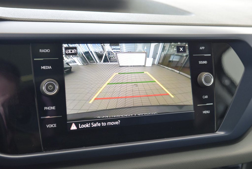 Volkswagen Taos COMFORTLINE+TOIT PANO+AWD 2023 à Laval, Québec - 27 - w1024h768px