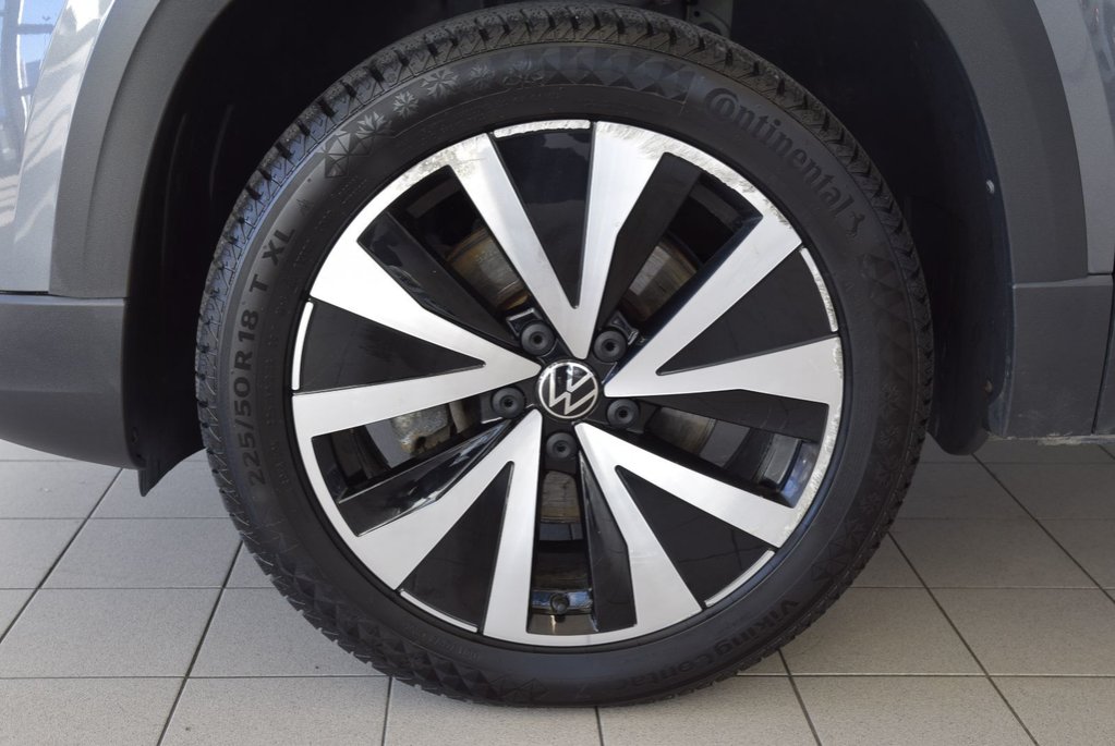 Volkswagen Taos COMFORTLINE+TOIT PANO+AWD 2023 à Laval, Québec - 7 - w1024h768px