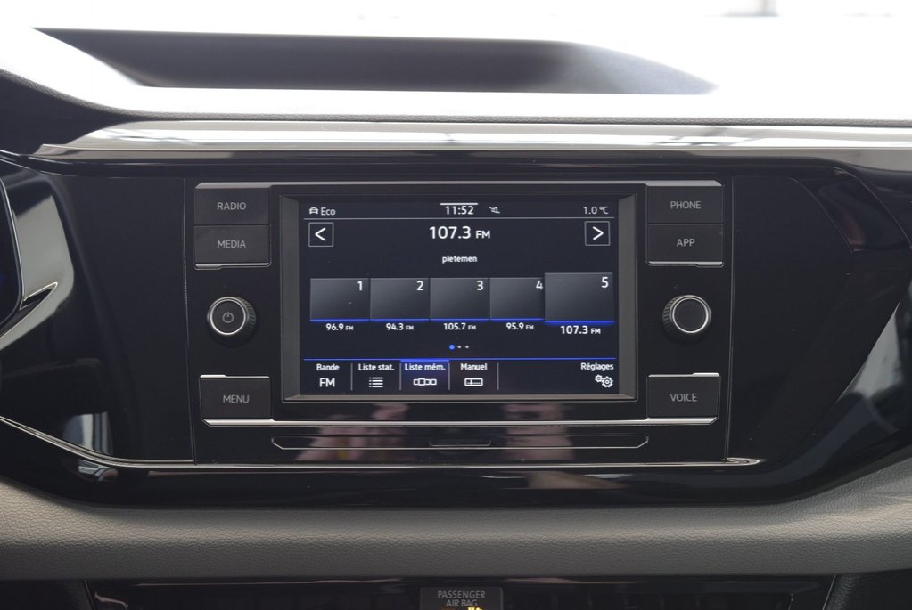 Volkswagen Taos A-C+4MOTION+CAMERA+MAG+ 2023 à Laval, Québec - 25 - w1024h768px