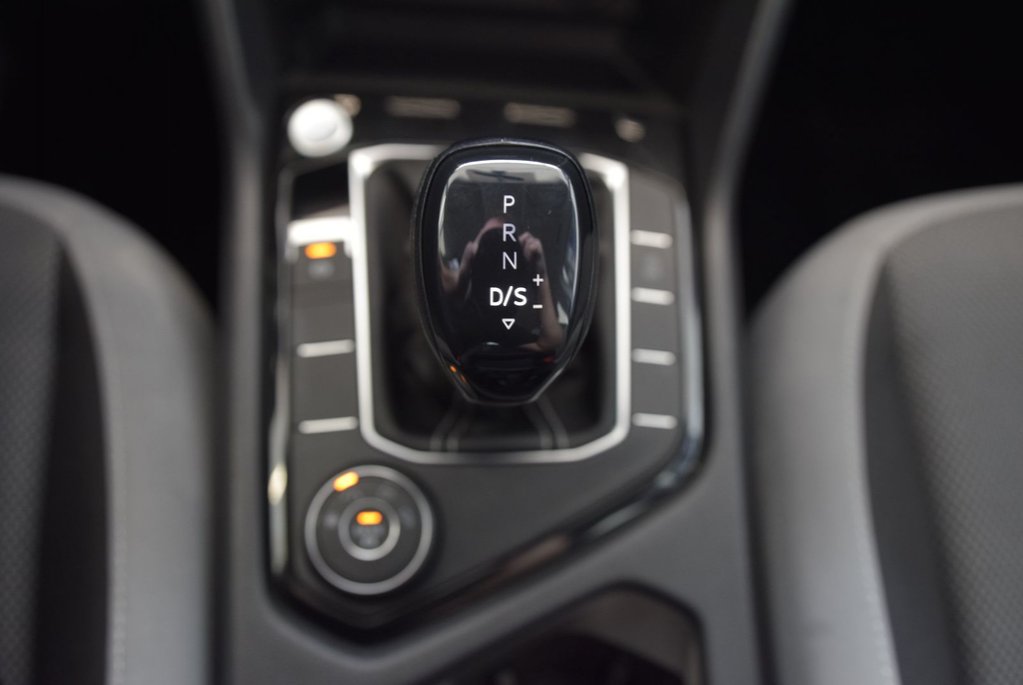 Volkswagen Taos A-C+4MOTION+CAMERA+MAG+ 2023 à Laval, Québec - 27 - w1024h768px