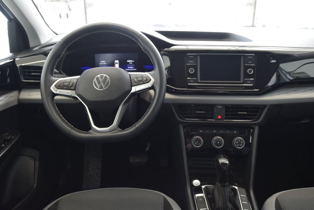 Volkswagen Taos A-C+4MOTION+CAMERA+MAG+ 2023 à Laval, Québec - 20 - w1024h768px