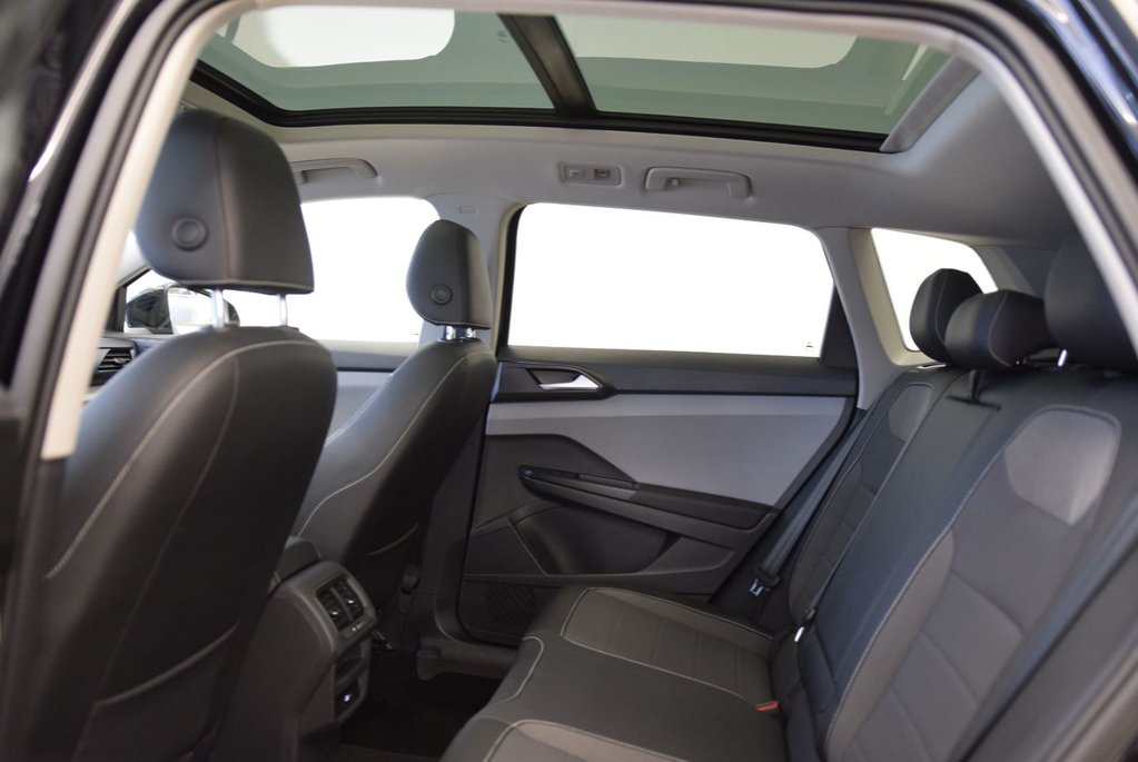 2023 Volkswagen Taos COMFORTLINE+TOIT PANO+AWD in Laval, Quebec - 26 - w1024h768px