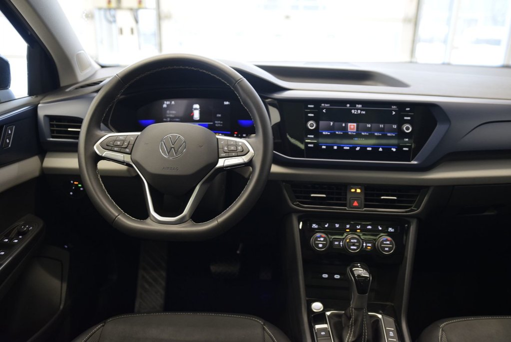 2023 Volkswagen Taos COMFORTLINE+TOIT PANO+AWD in Laval, Quebec - 7 - w1024h768px