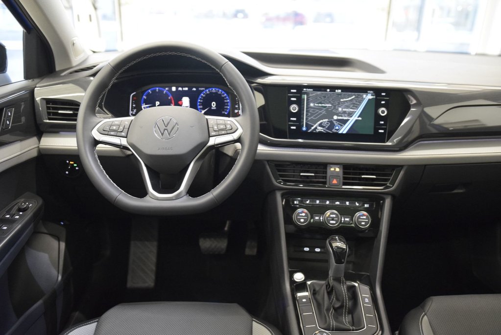 Volkswagen Taos HIGHLINE+19 POUCES+TOIT NOIR 2023 à Laval, Québec - 22 - w1024h768px