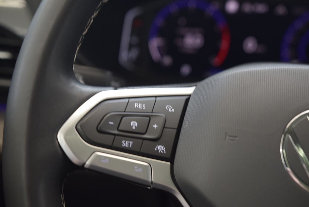 Volkswagen Taos HIGHLINE+TOIT+CUIR+AWD+LED 2023 à Laval, Québec - 21 - w1024h768px