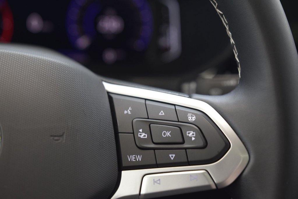 Volkswagen Taos HIGHLINE+TOIT+CUIR+AWD+LED 2023 à Laval, Québec - 20 - w1024h768px