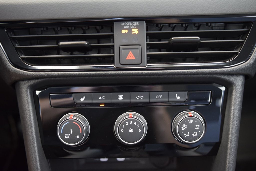 2024 Volkswagen Taos A-C+BAS KM+AWD+CAMERA+ in Laval, Quebec - 27 - w1024h768px