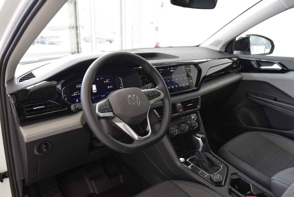 Volkswagen Taos COMFORTLINE+BLACK PACKAGE 2024 à Laval, Québec - 9 - w1024h768px