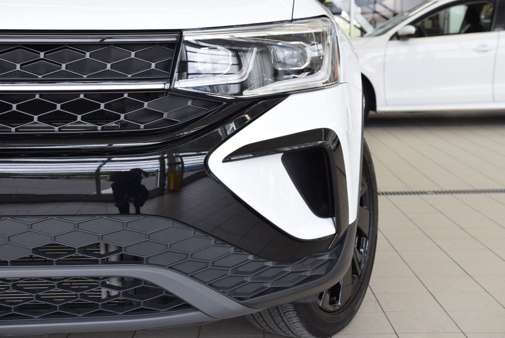 Volkswagen Taos COMFORTLINE+BLACK PACKAGE 2024 à Laval, Québec - 3 - w1024h768px