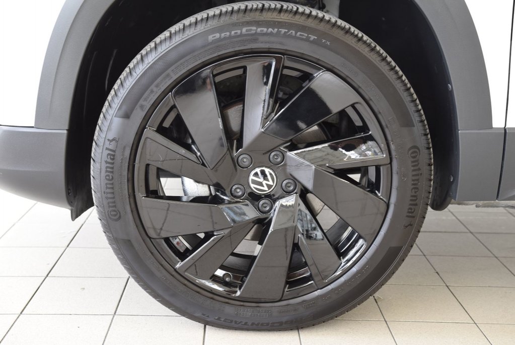 Volkswagen Taos COMFORTLINE+BLACK PACKAGE 2024 à Laval, Québec - 5 - w1024h768px