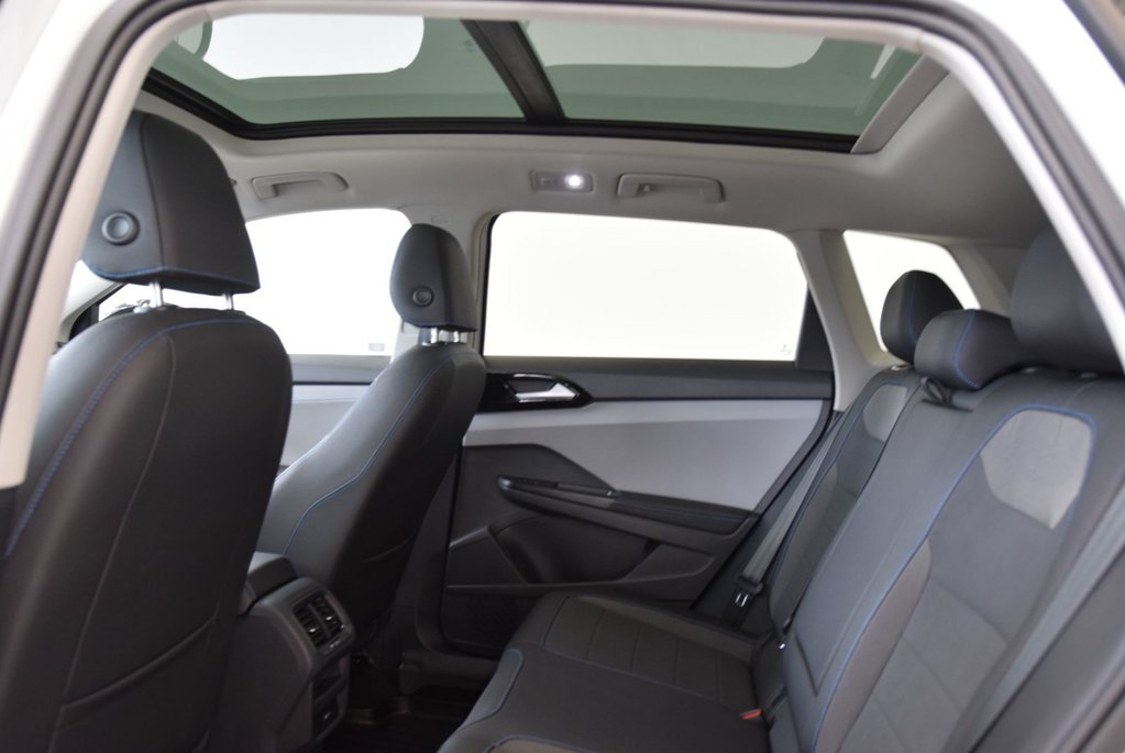 Volkswagen Taos COMFORTLINE+BLACK PACKAGE 2024 à Laval, Québec - 21 - w1024h768px