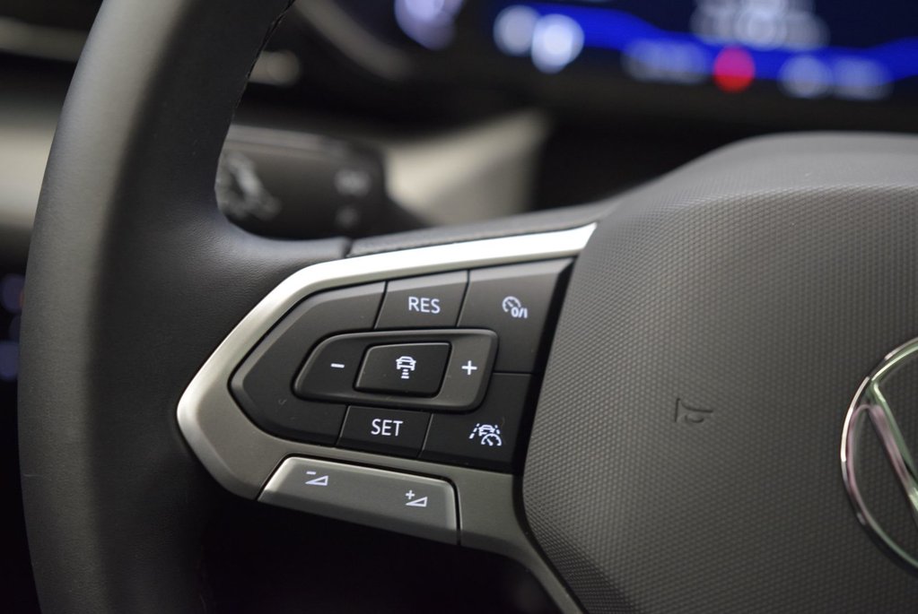 2024 Volkswagen Taos COMFORTLINE+BLACK EDITION+ in Laval, Quebec - 24 - w1024h768px