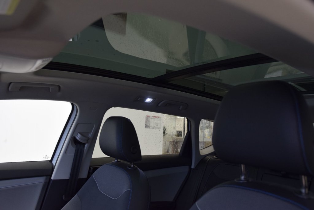 2024 Volkswagen Taos COMFORTLINE+BLACK EDITION+ in Laval, Quebec - 8 - w1024h768px