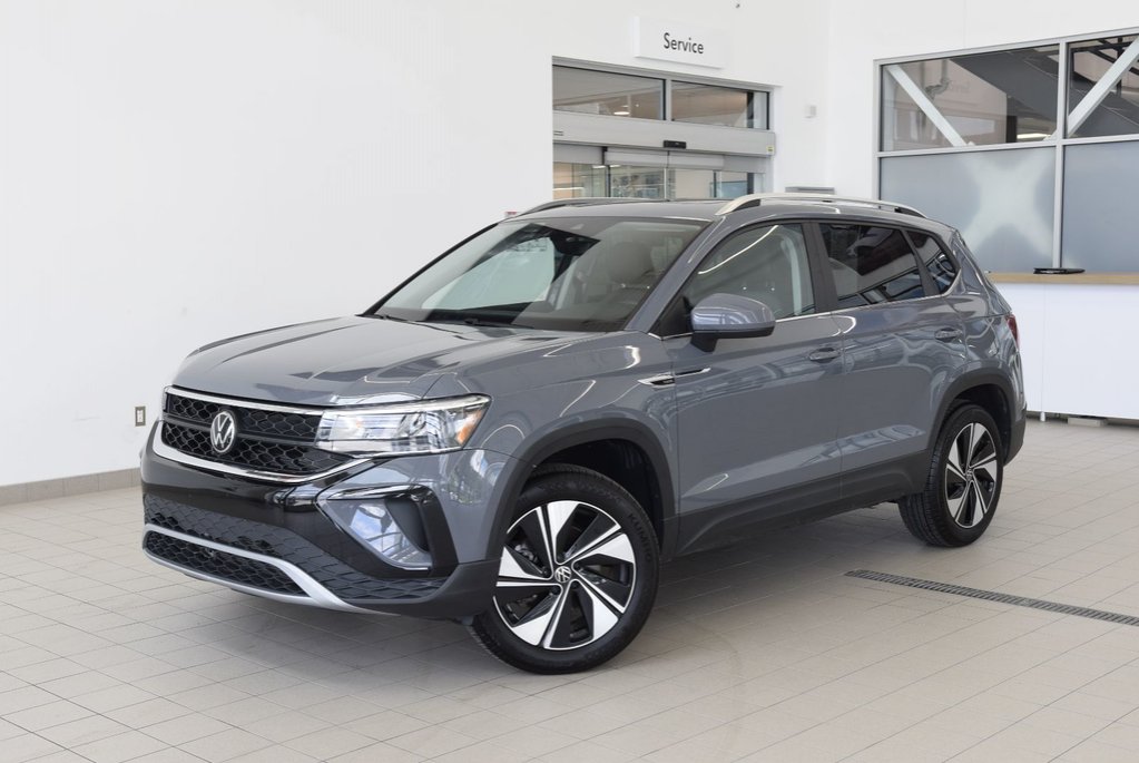 Volkswagen Taos COMFORTLINE+TOIT PANO+AWD 2024 à Laval, Québec - 1 - w1024h768px