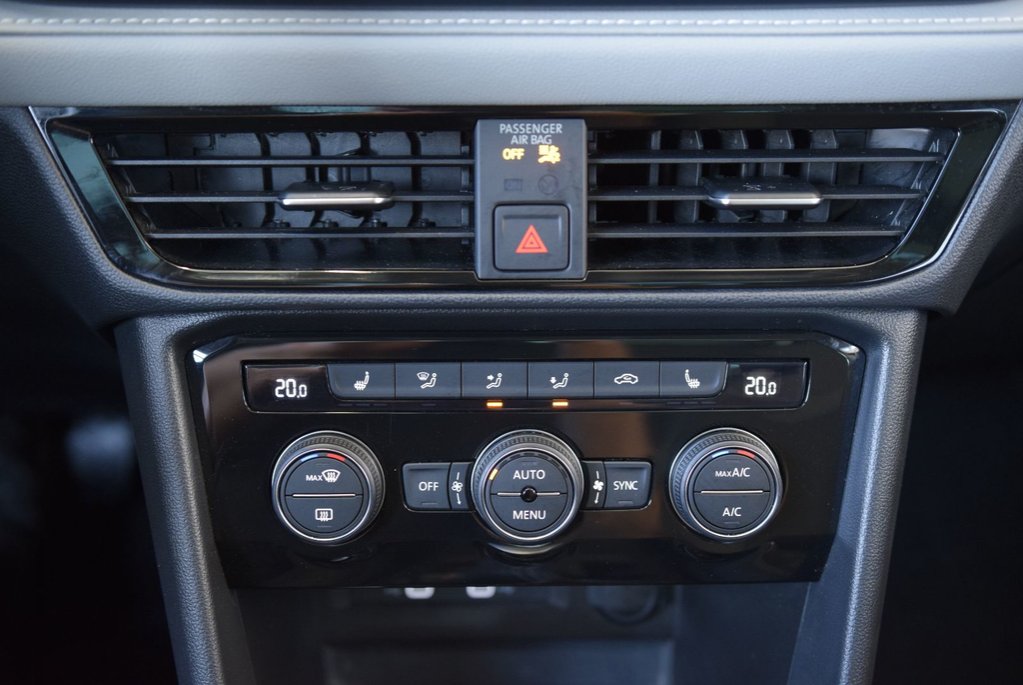 Volkswagen Taos COMFORTLINE+TOIT PANO+AWD 2024 à Laval, Québec - 25 - w1024h768px
