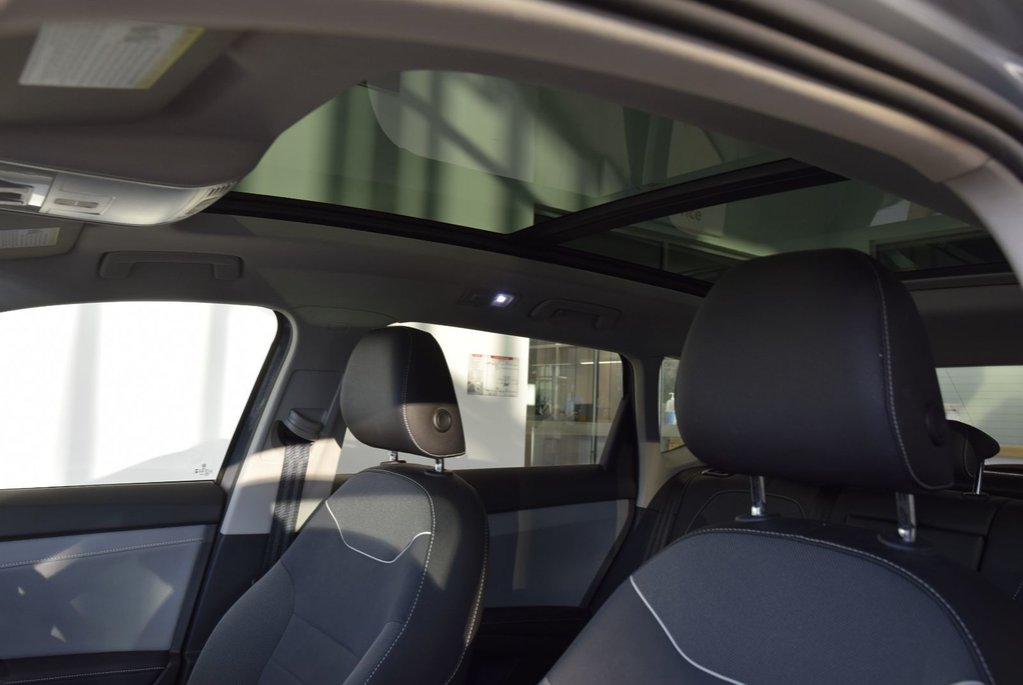 Volkswagen Taos COMFORTLINE+TOIT PANO+AWD 2024 à Laval, Québec - 7 - w1024h768px