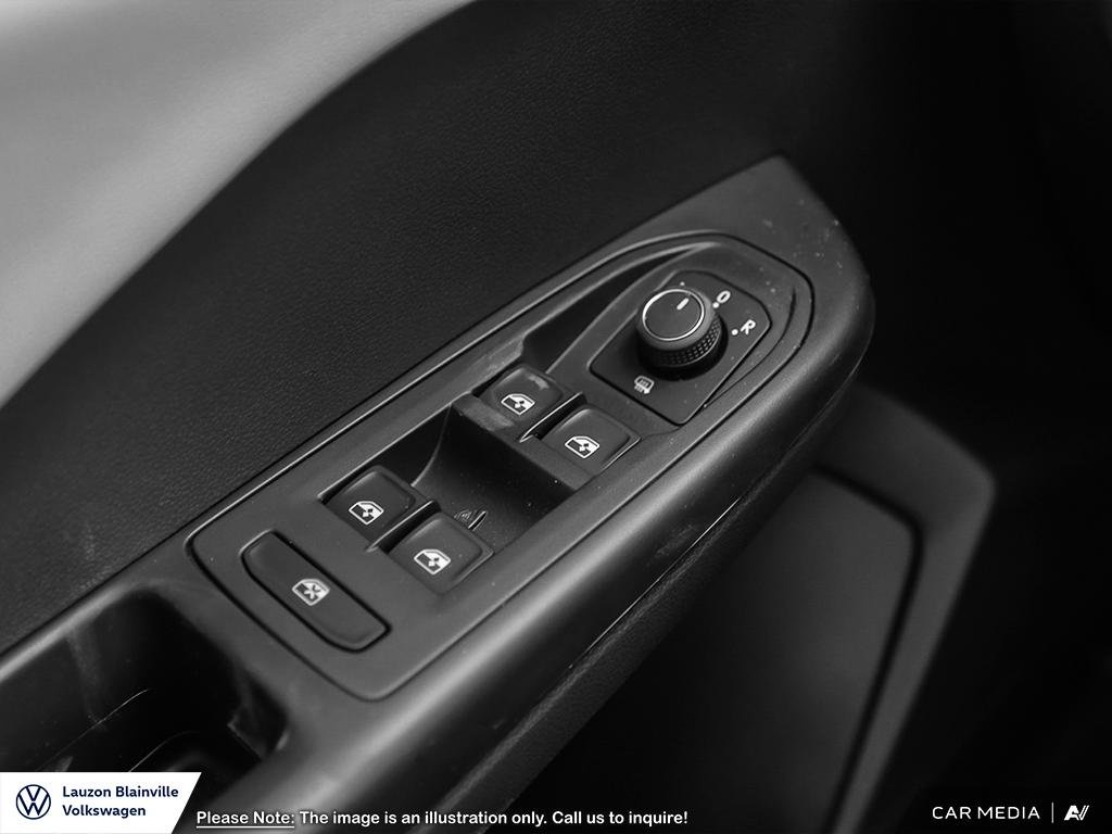 Volkswagen Taos Trendline 2025 à Laval, Québec - 12 - w1024h768px