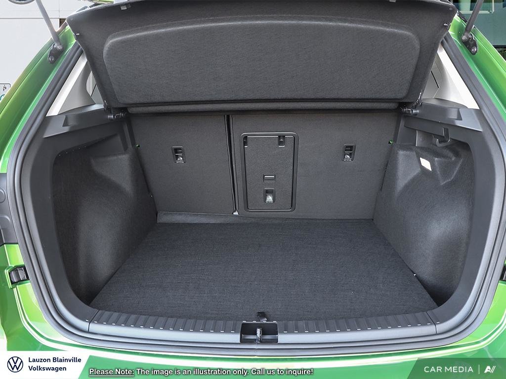 Volkswagen Taos Comfortline Black Edition 2025 à Laval, Québec - 7 - w1024h768px