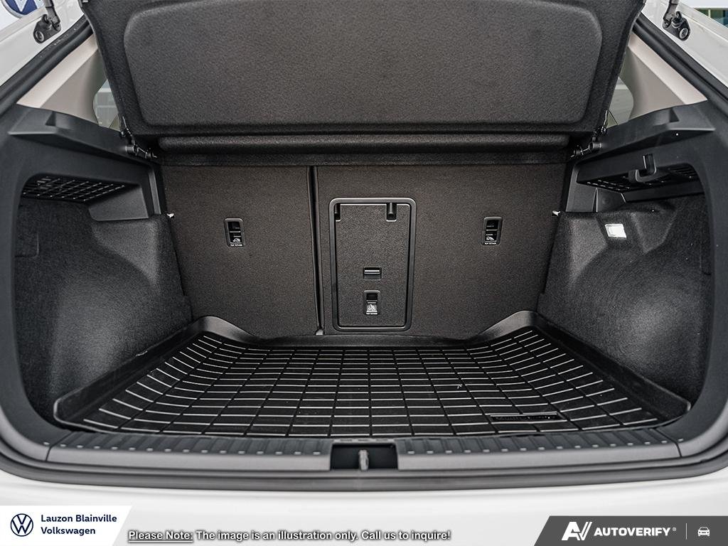 Volkswagen Taos Comfortline Black Edition 2026 à Laval, Québec - 6 - w1024h768px