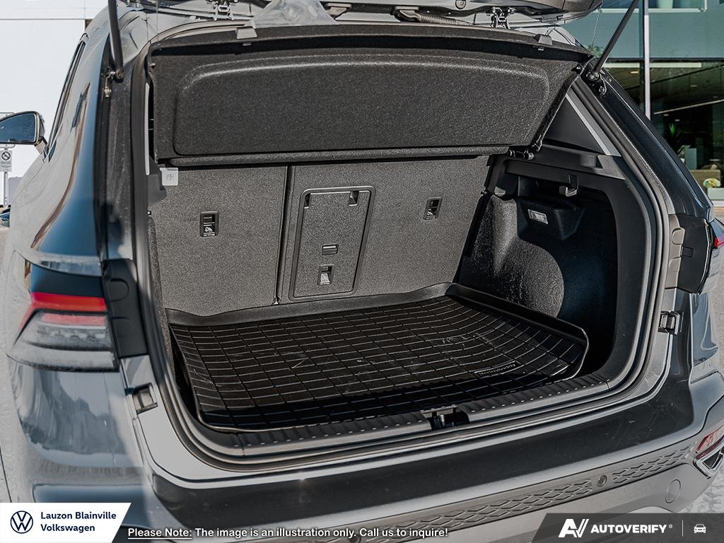 2026 Volkswagen Taos Highline in Laval, Quebec - 6 - w1024h768px