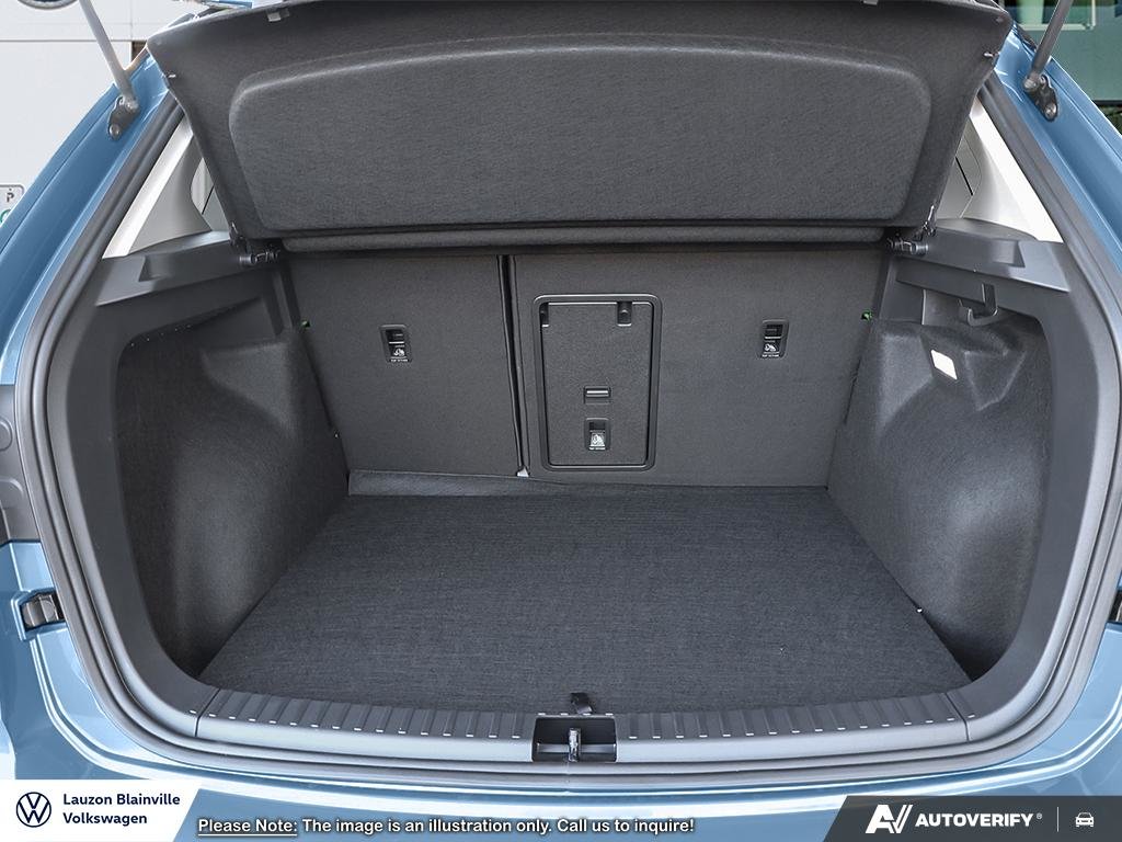 Volkswagen Taos Comfortline Black Edition 4MOTION 2026 à Laval, Québec - 6 - w1024h768px