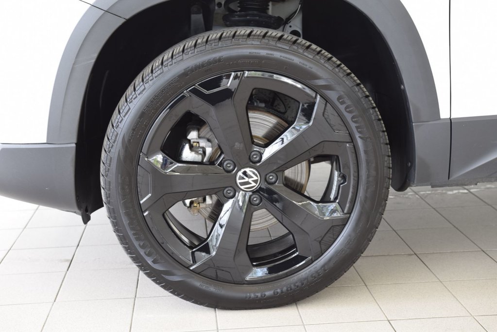 Volkswagen Taos COMFORTLINE+BLACK EDITION 2026 à Laval, Québec - 4 - w1024h768px