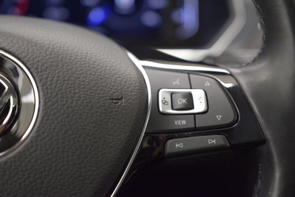 2019 Volkswagen Tiguan HIGHLINE+CUIR+TOIT+PANO+ in Laval, Quebec - 25 - w1024h768px