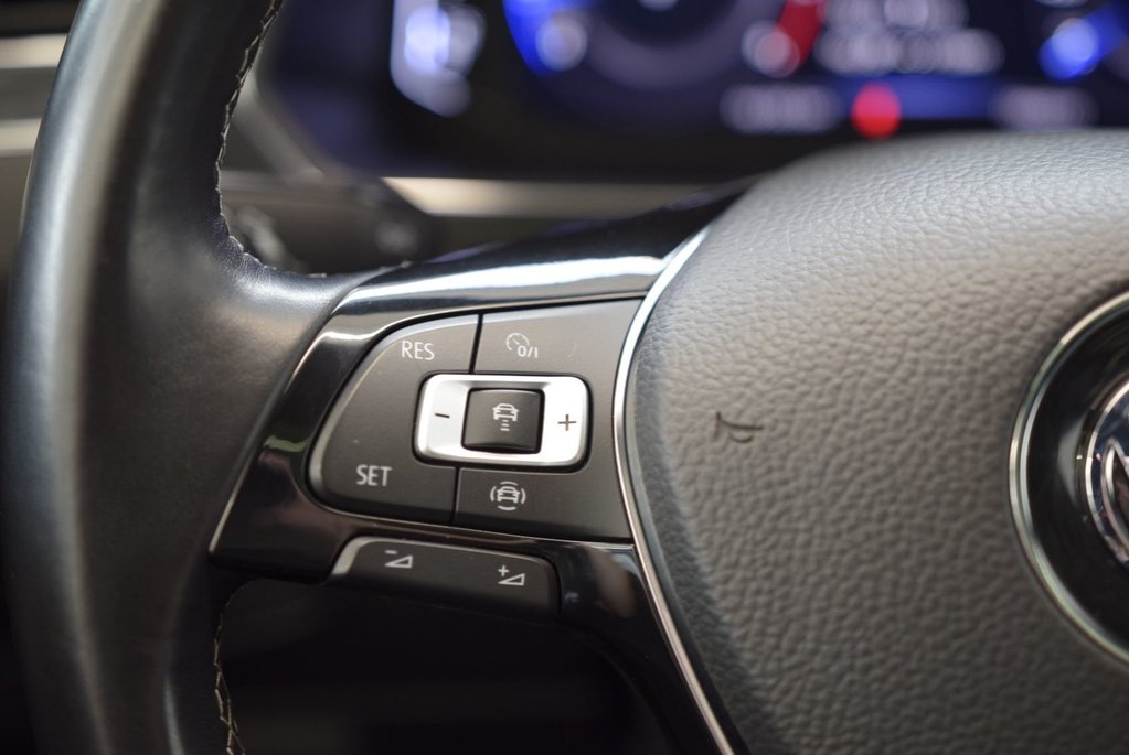 2019 Volkswagen Tiguan HIGHLINE+R LINE+DRIVER ASSIT in Laval, Quebec - 24 - w1024h768px