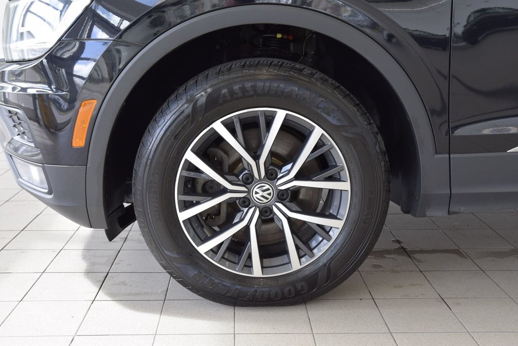 2020  Tiguan COMFORTLINE+TOIT PANO+CUIR in Laval, Quebec - 6 - w1024h768px