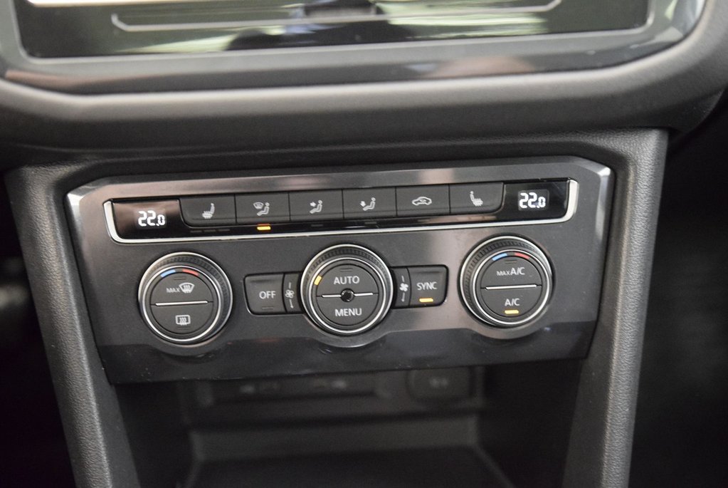 Volkswagen Tiguan COMFORTLINE+TOIT PANO+AWD 2020 à Laval, Québec - 15 - w1024h768px