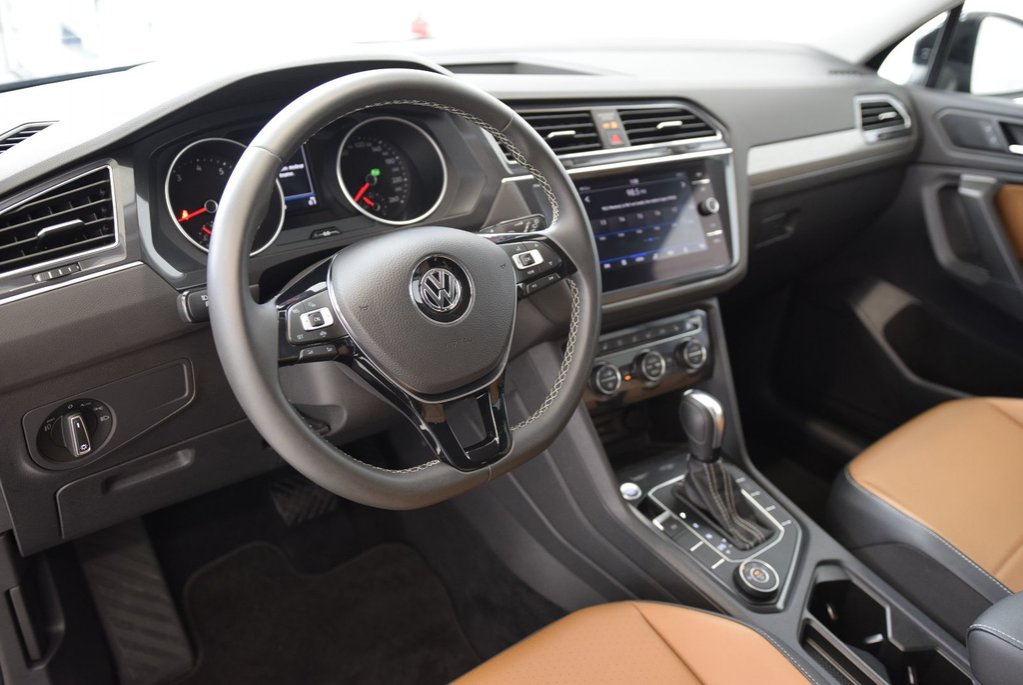 Volkswagen Tiguan COMFORTLINE+CUIR BRUN+AWD 2021 à Laval, Québec - 7 - w1024h768px