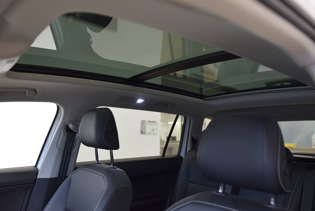 Volkswagen Tiguan COMFORTLINE+7 PASSAGERS 2021 à Laval, Québec - 3 - w1024h768px