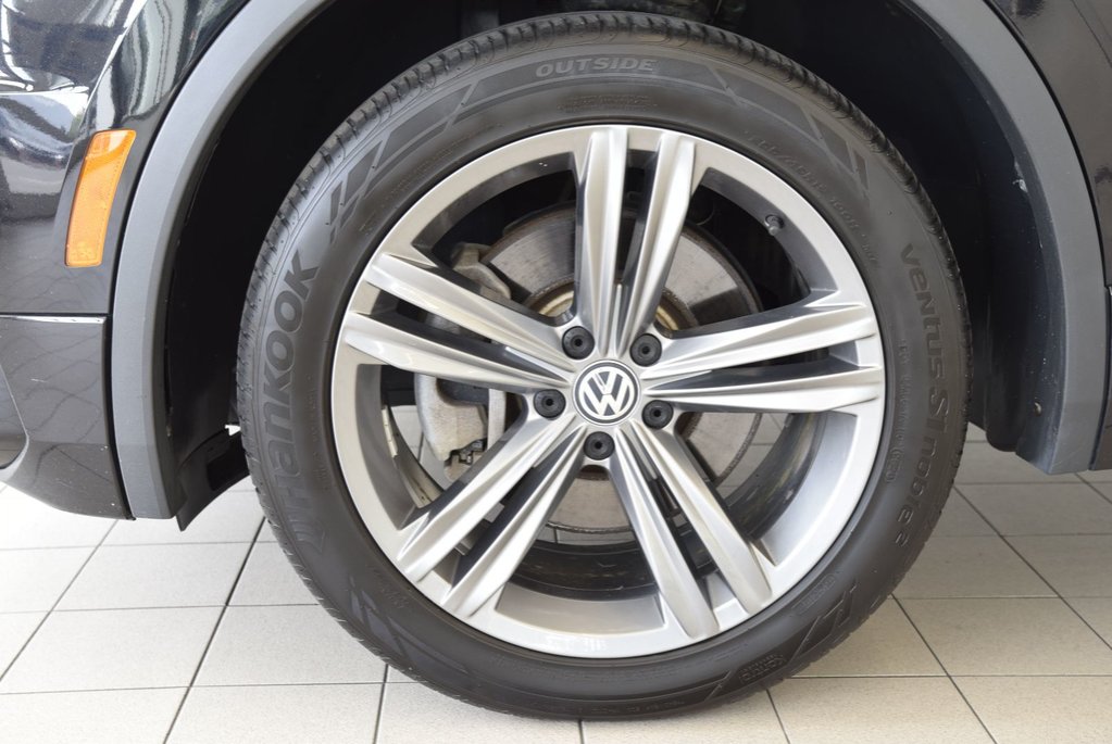 2021 Volkswagen Tiguan HIGHLINE+R LINE+TOIT+CUIR+ in Laval, Quebec - 5 - w1024h768px