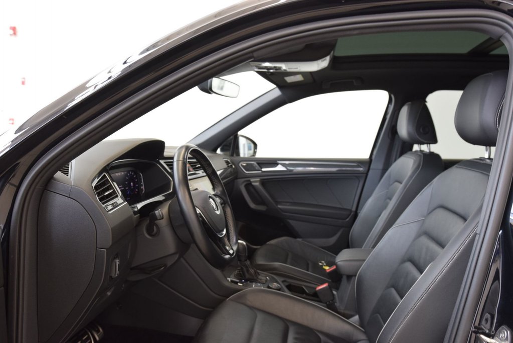 Volkswagen Tiguan HIGHLINE+R LINE+CUIR+TOIT 2021 à Laval, Québec - 20 - w1024h768px