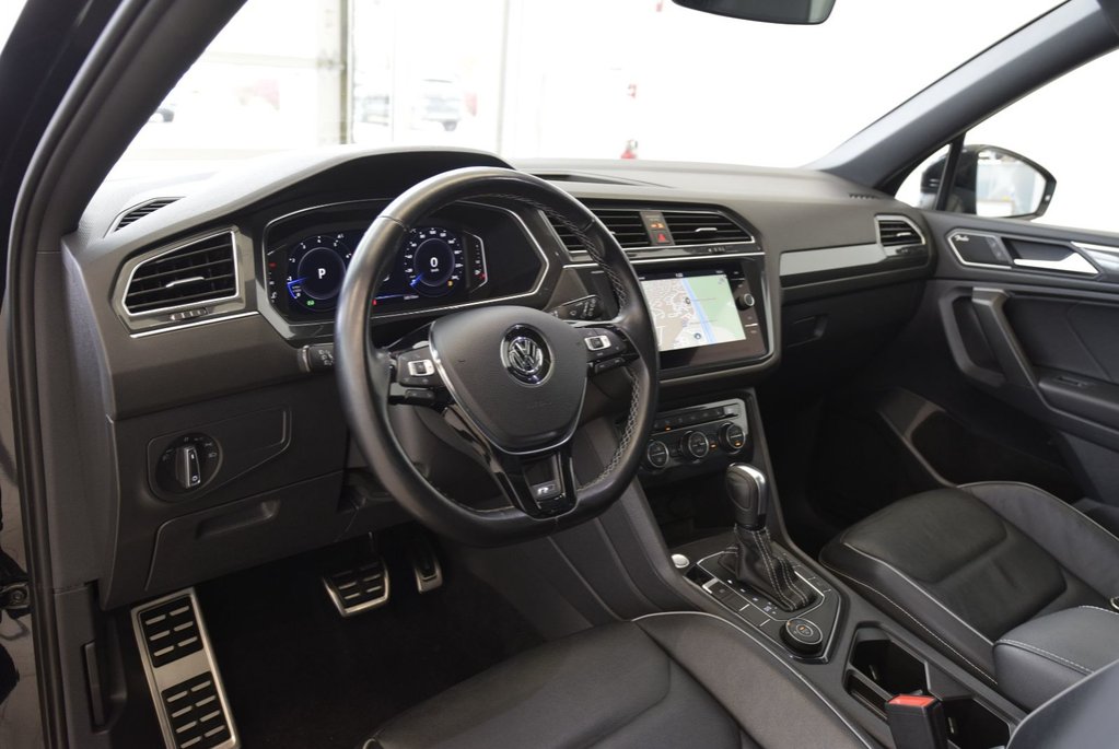 Volkswagen Tiguan HIGHLINE+R LINE+CUIR+TOIT 2021 à Laval, Québec - 9 - w1024h768px