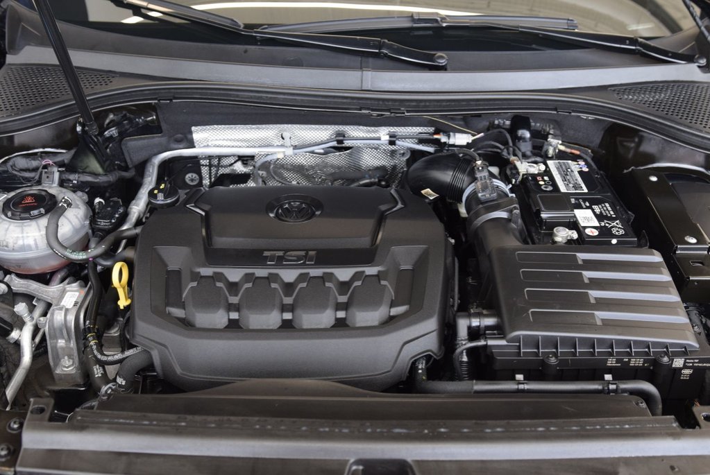 Volkswagen Tiguan HIGHLINE+R LINE+CUIR+TOIT 2021 à Laval, Québec - 17 - w1024h768px