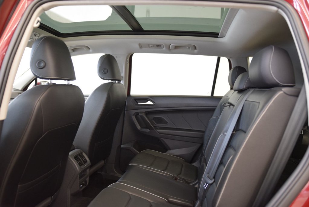 Volkswagen Tiguan HIGHLINE+7 PASSAGERS+CUIR 2021 à Laval, Québec - 21 - w1024h768px