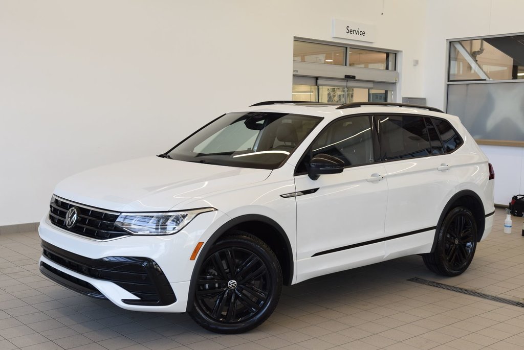 2022  Tiguan COMFORTLINE+BLACK PACKAGE in Laval, Quebec - 1 - w1024h768px