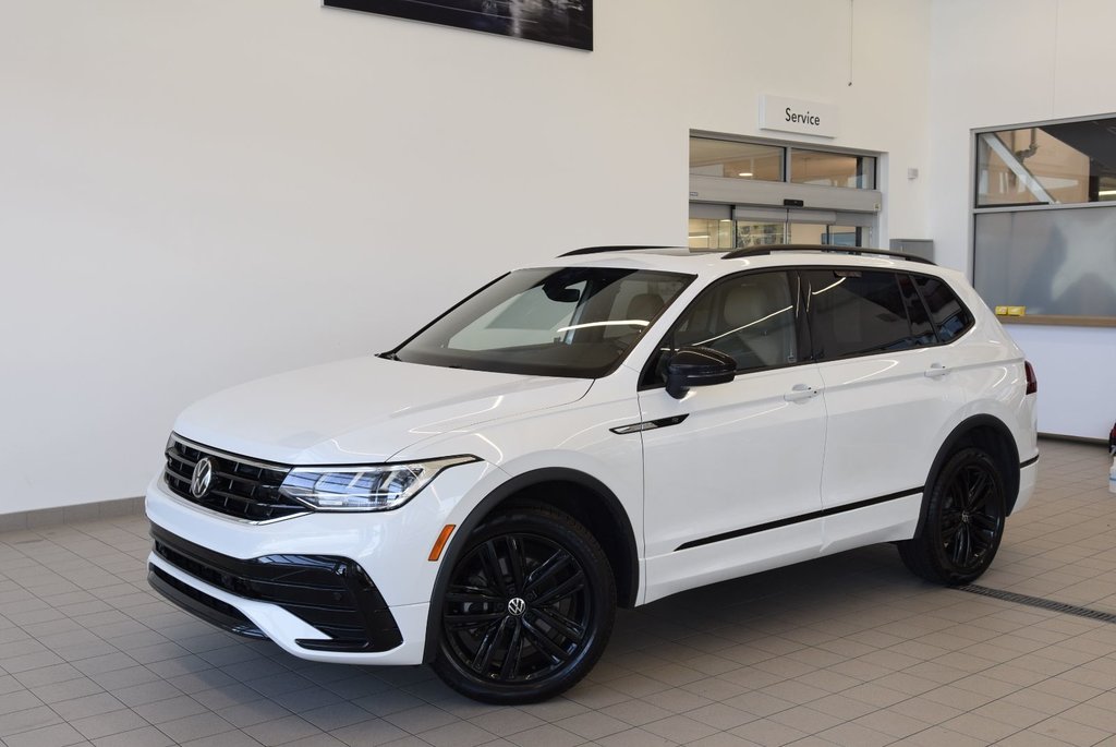 2022  Tiguan COMFORTLINE+BLACK PACKAGE in Laval, Quebec - 1 - w1024h768px