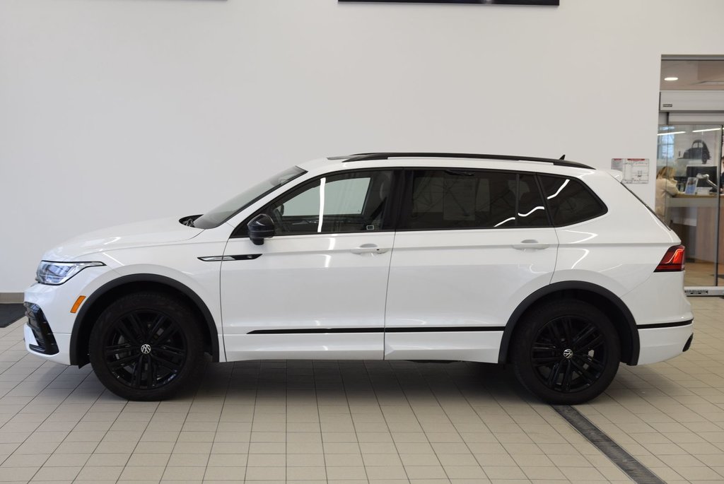 2022  Tiguan COMFORTLINE+BLACK PACKAGE in Laval, Quebec - 3 - w1024h768px